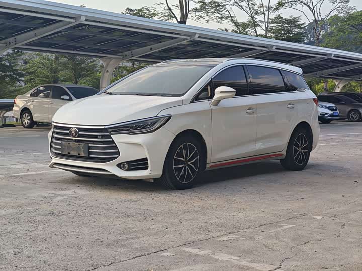 BYD Song MAX 2017 1.5T АКПП zhi lian Elite 7 seats