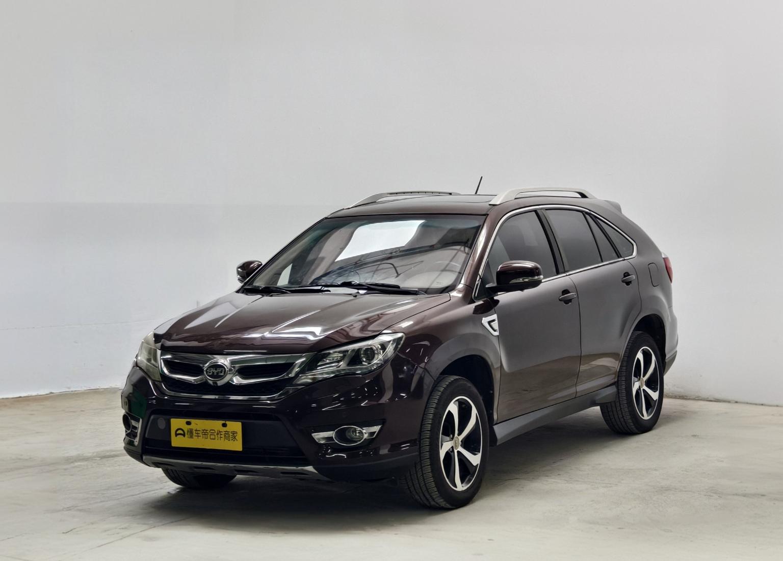 BYD S7 2015 2.0T АКПП Flagship