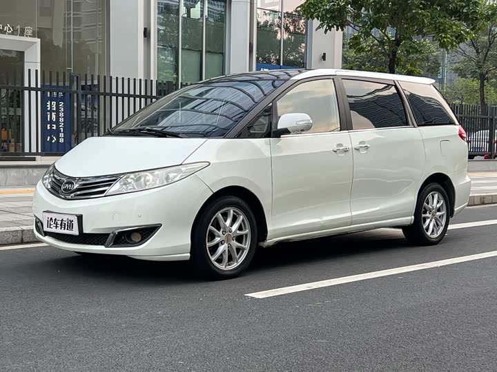 BYD M6 2015 2.4L АКПП Люкс