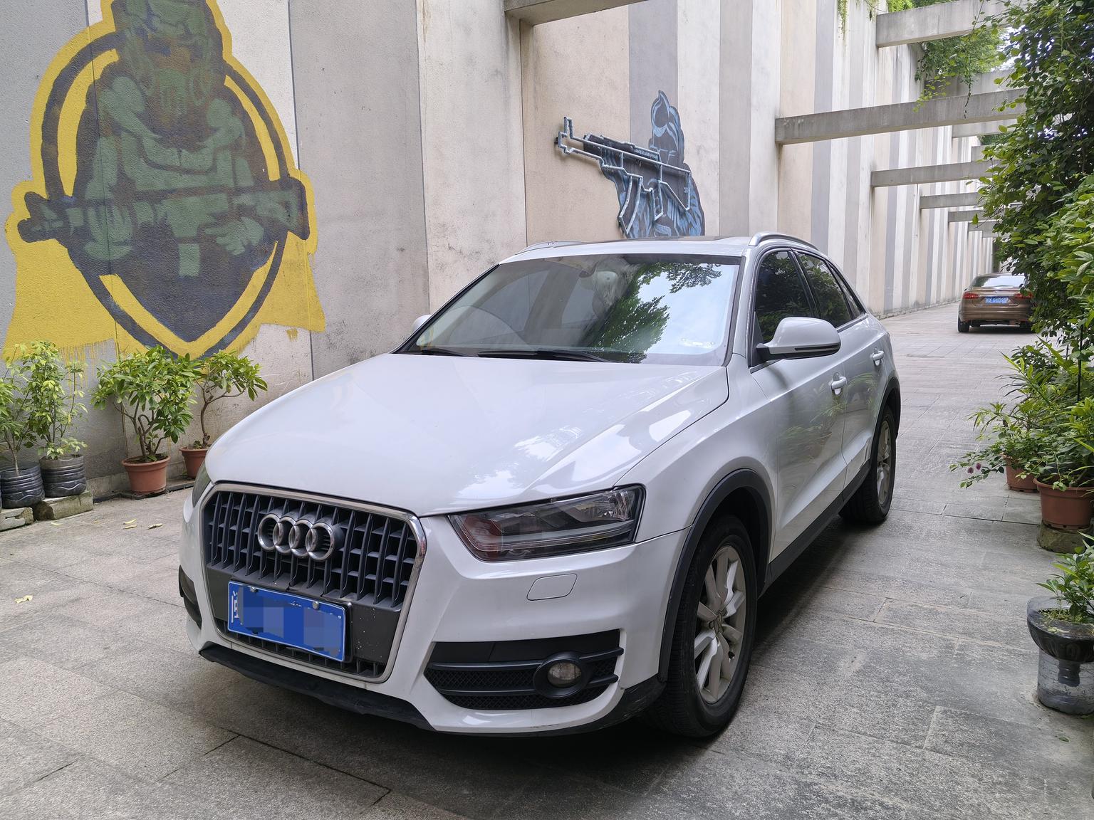 Audi Q3 2015 35 TFSI Комфорт