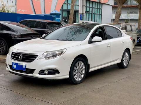 Renault wei du 2013 gai 2.0L CVT Luxury