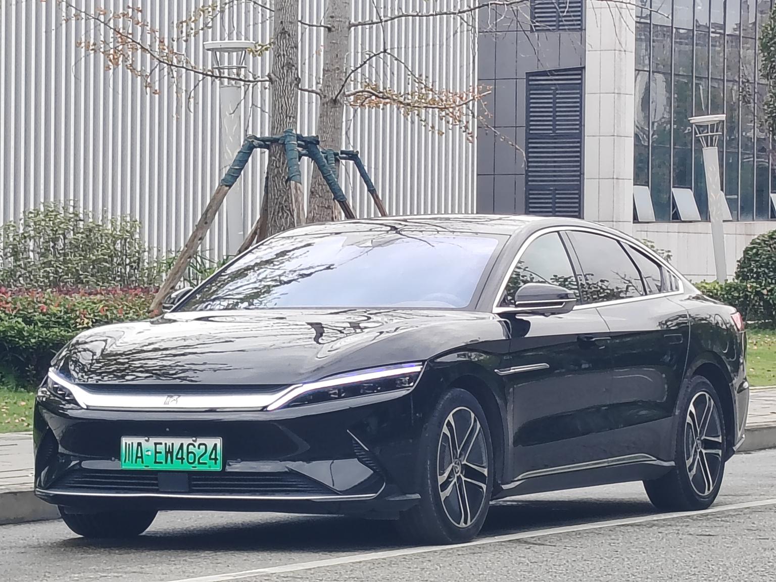 BYD Han EV 2020 chao chang xu hang ban Премиум