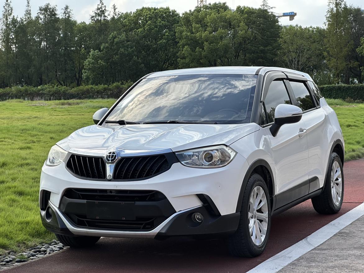 Brilliance V3 2015 1.5L МКПП zhi neng xing