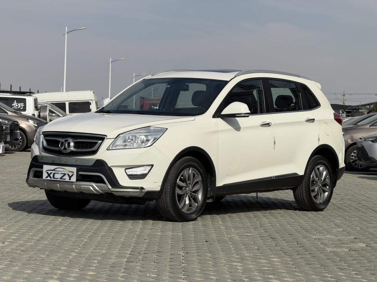 BAIC shen bao X65 2015 2.0T АКПП Люкс