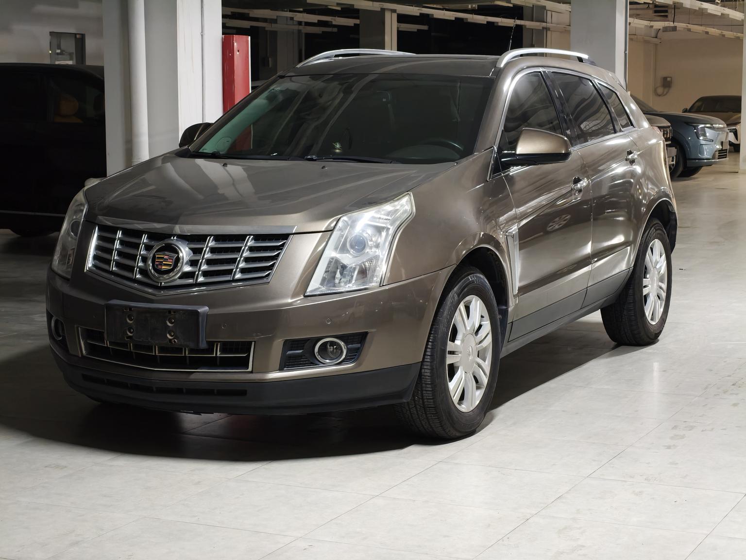 Cadillac SRX 2015 3.0L Комфорт