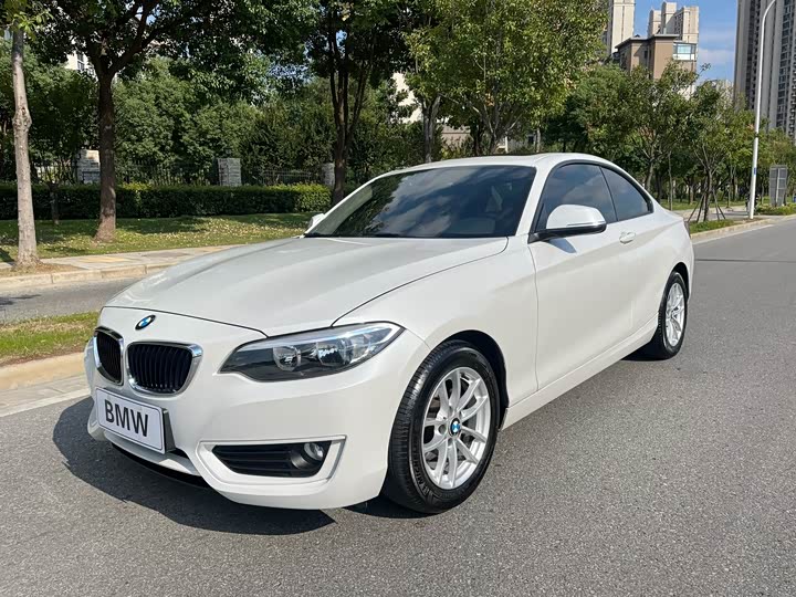 BMW 2 Series 2015 218i