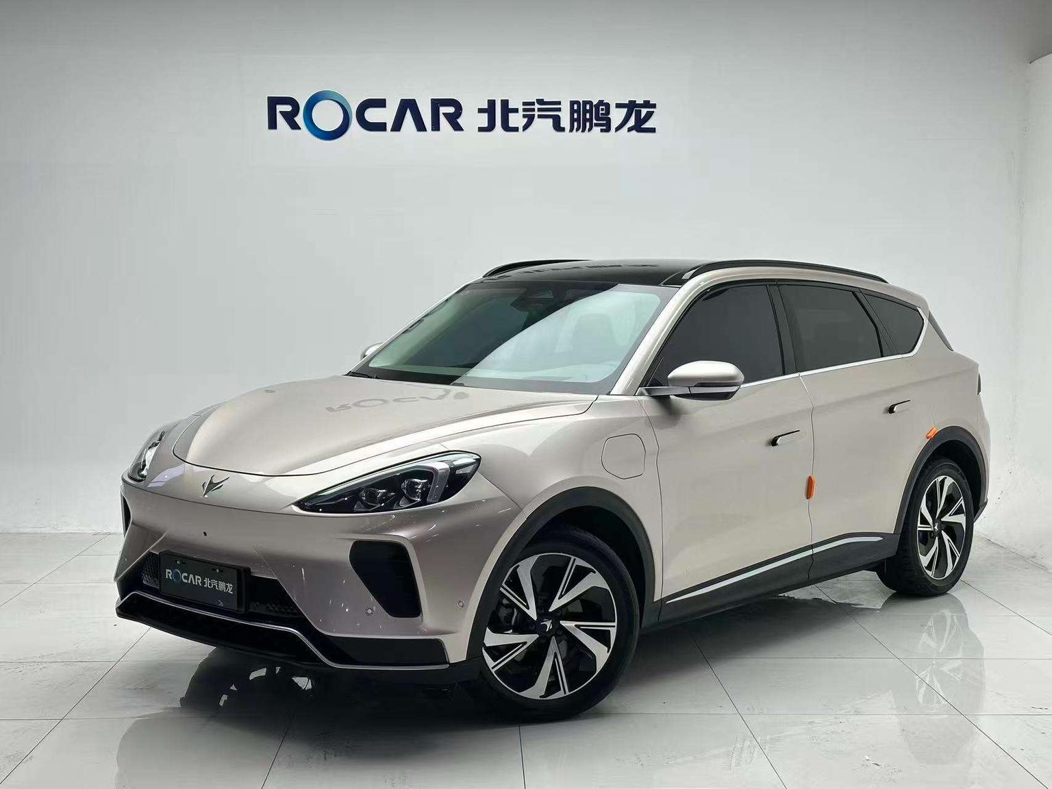 ARCFOX ji hu a er fa T6 2025 688MAX 175kW
