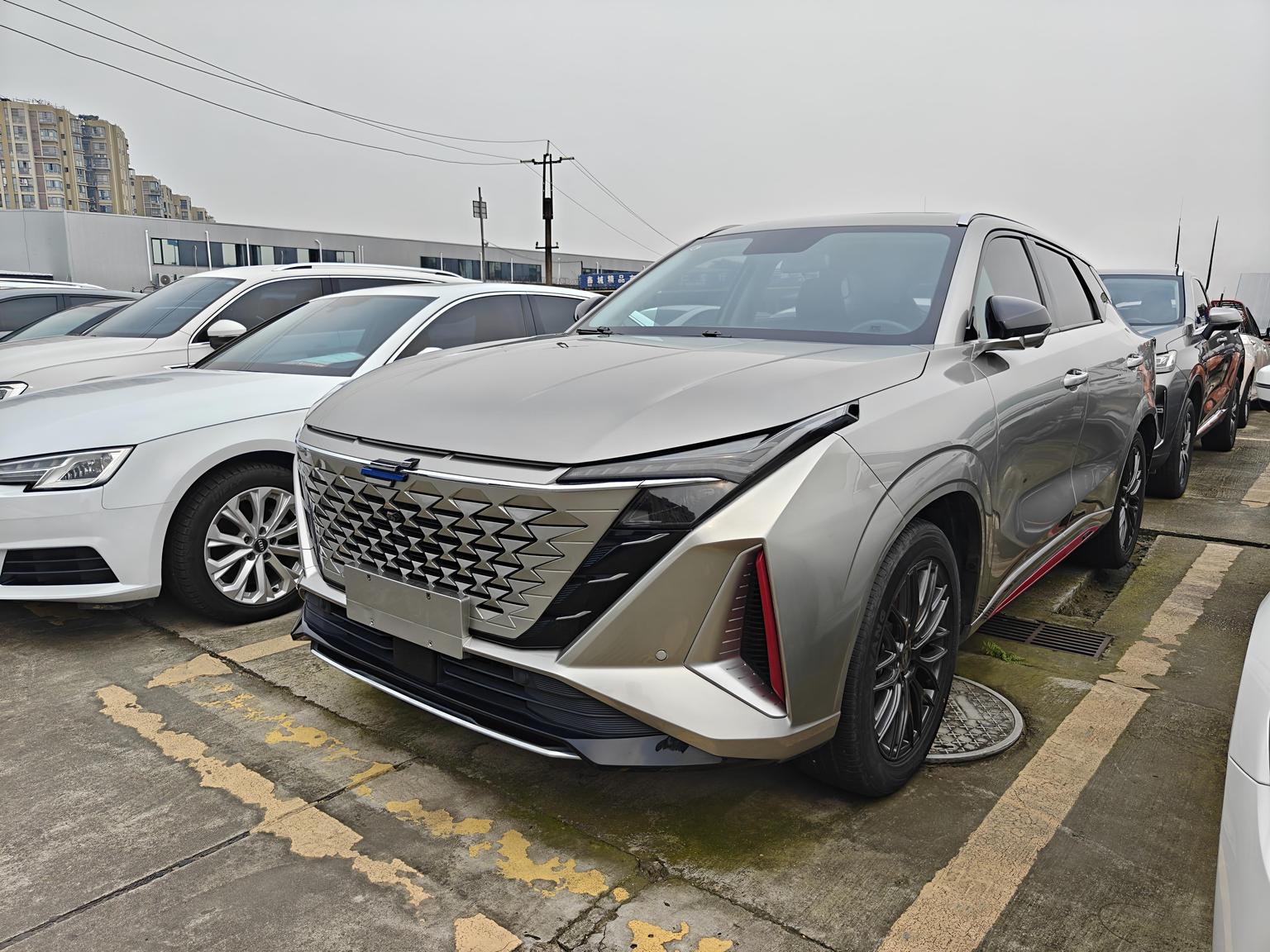 Changan Oshan Z6 2022 lan jing 1.5T DCT zhi xiang xing