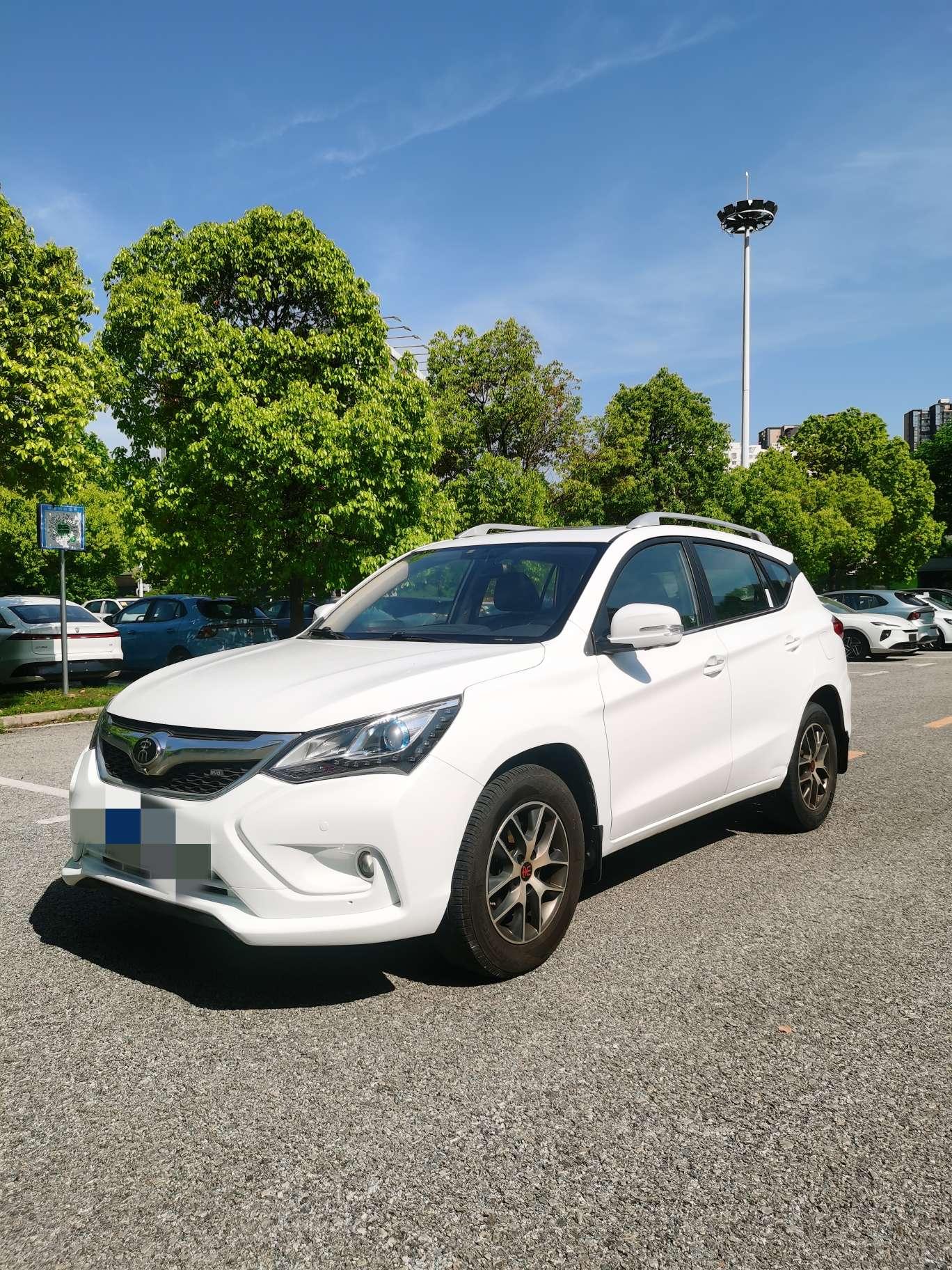BYD Song 2016 gai shi ban 1.5TID АКПП hao ya xing