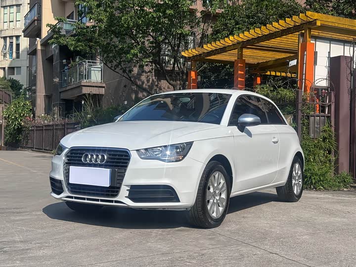 Audi A1 2014 30 TFSI Style