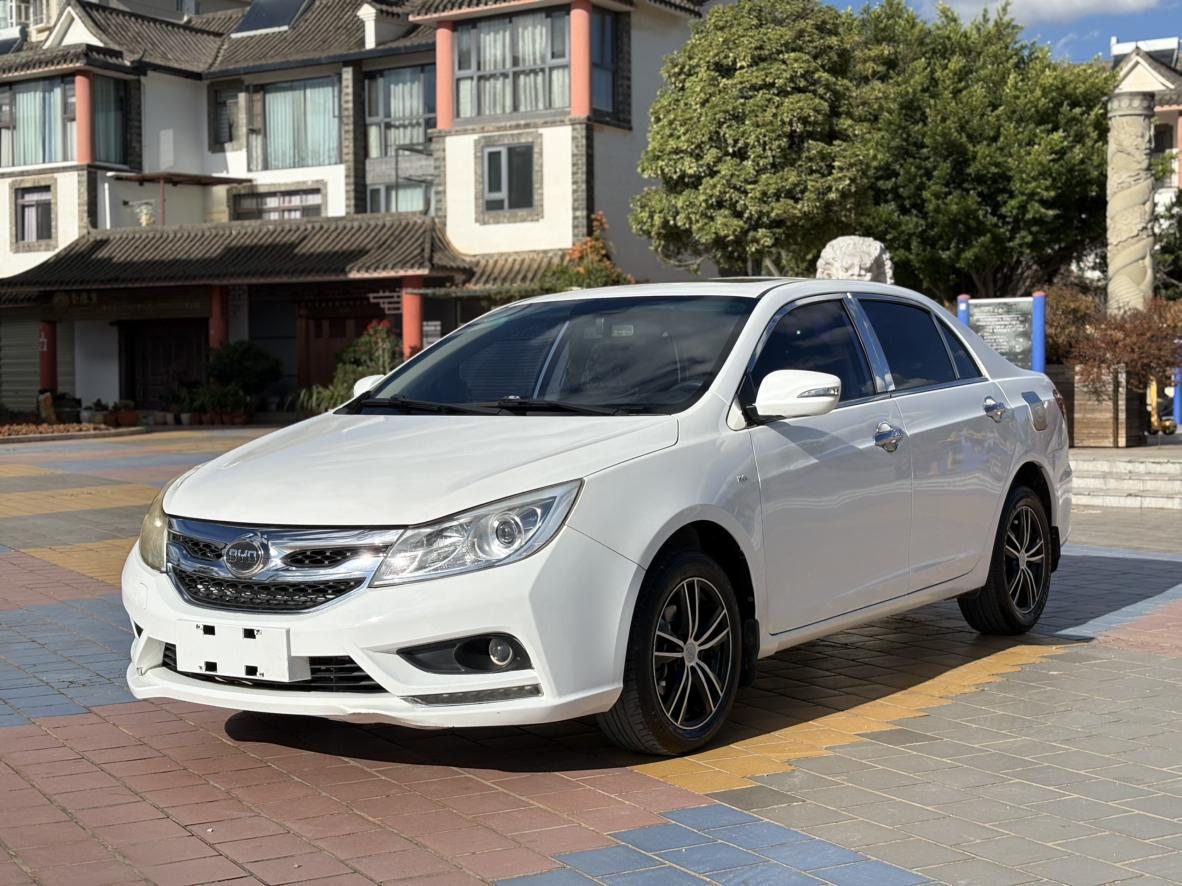 BYD su rui 2015 1.5L МКПП Люкс