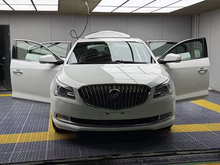 Buick LaCrosse 2013 2.4L SIDI jing ying Комфорт