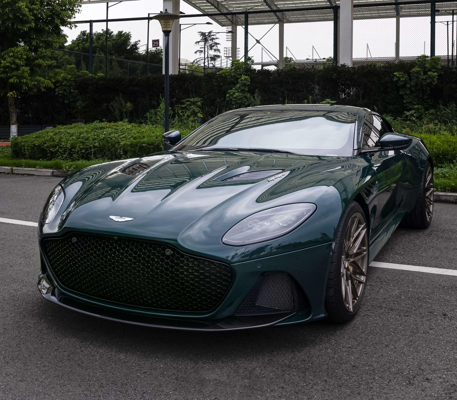 Aston Martin DBS 2020 DBS Superleggera V12 Coupe