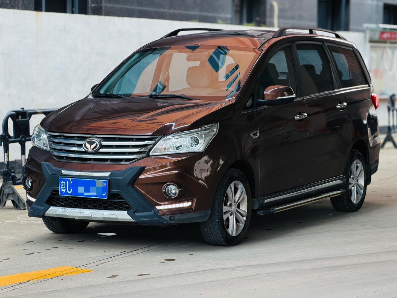 BAIC Huansu H3 2016 H3F 1.5L МКПП Люкс