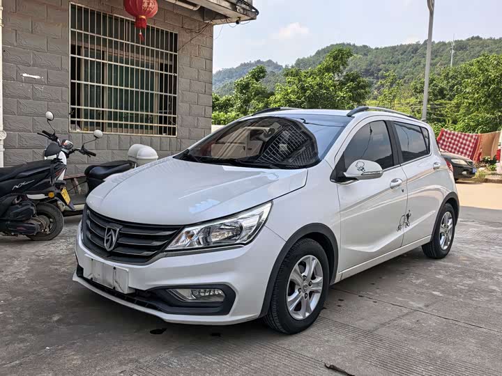 Baojun 310 2016 1.2L МКПП Люкс