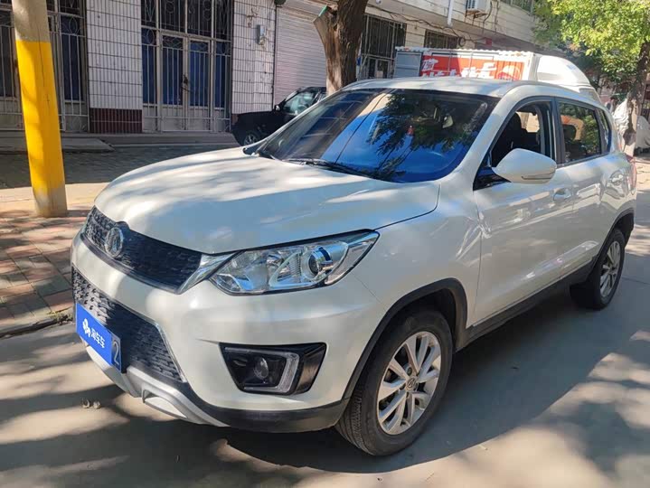 BAIC Senova X35 2016 1.5L МКПП jing ying ban