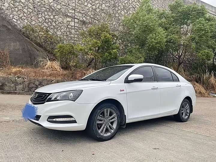 Geely EMGrand 2017 san xiang bai wan 1.5L МКПП xiang shang ban