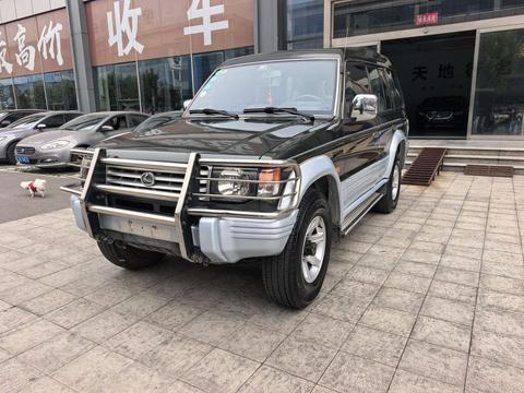 Leopaard 6481 2014 2.2L МКПП liang qu