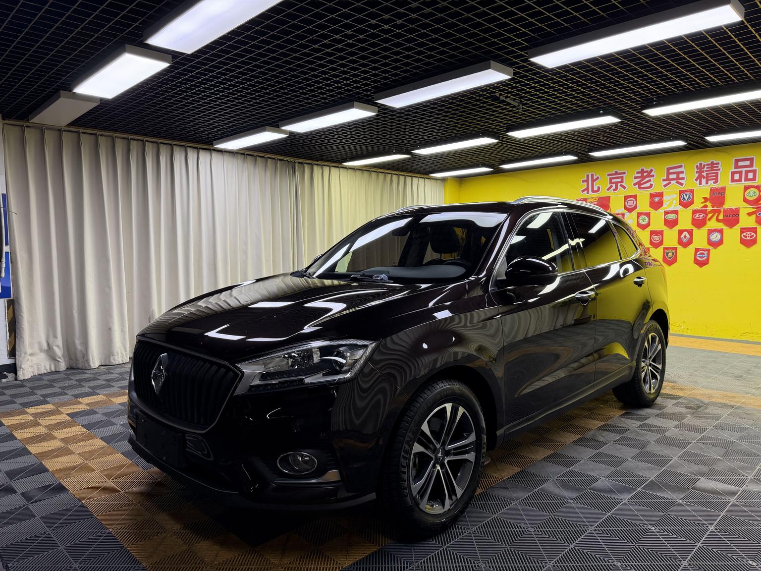 Borgward BX7 2016 28T AWD qi jian ban 5 seats