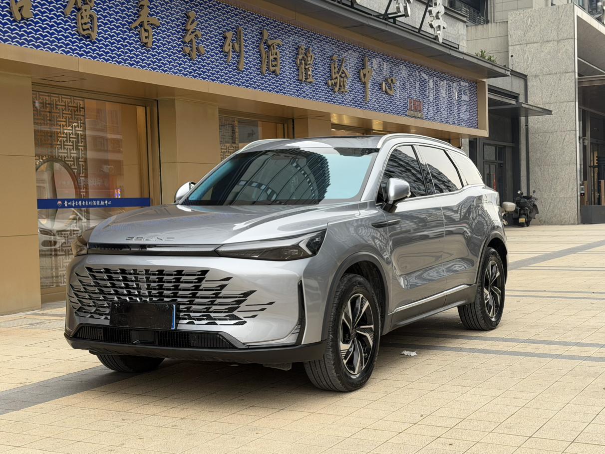 BAIC X7 2023 1.5TD chao xiang +
