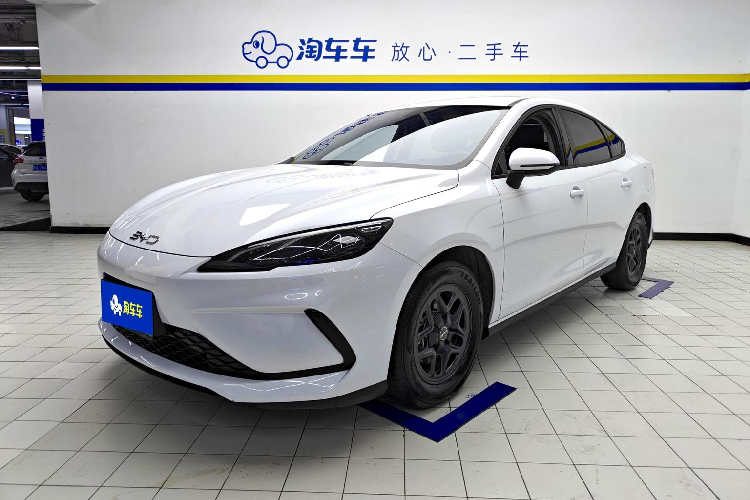 BYD Seal 05DM 2025 zhi jia ban DM-i 55KM Люкс