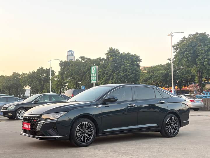 Aeolus Yixuan MAX 2021 1.5T chao ji la ba ban