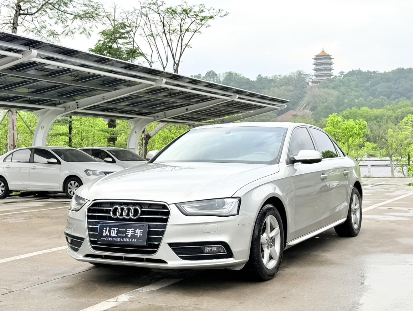 Audi A4L 2016 35 TFSI АКПП biao zhun xing