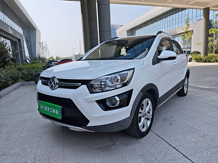 BAIC Senova X25 2015 1.5L МКПП Комфорт