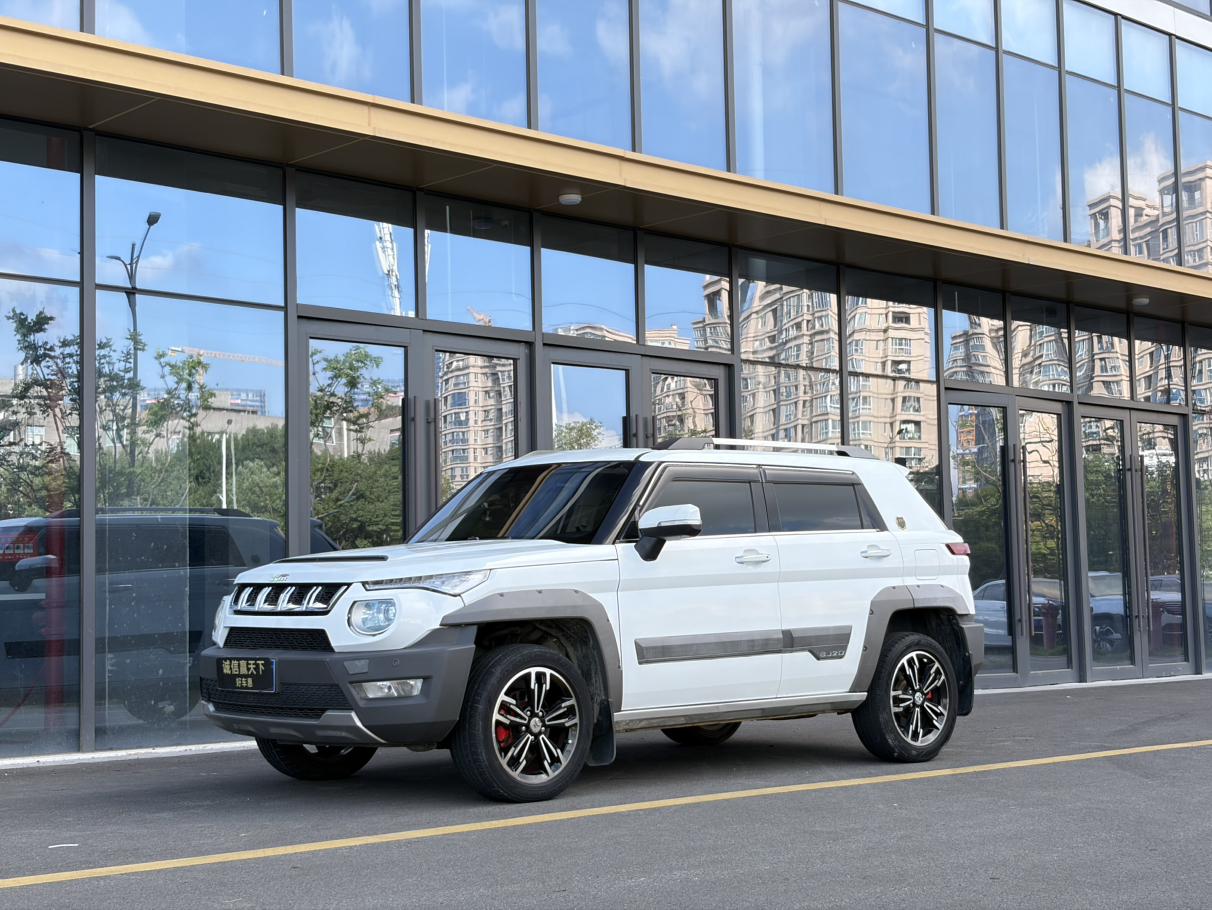 BAIC BJ BAIC Off-road Beijing BJ20 2016 1.5T CVT Премиум