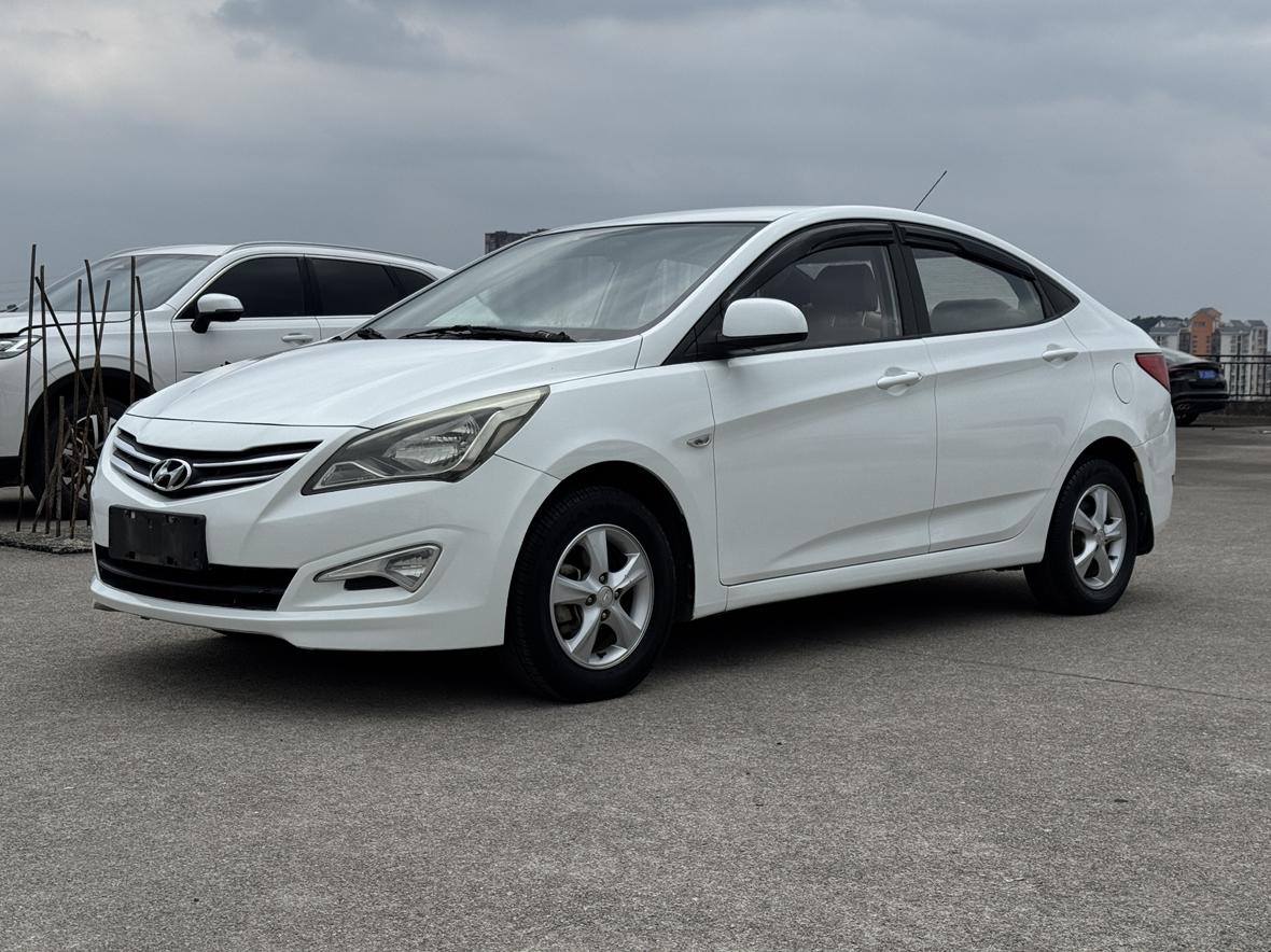 Hyundai Solaris 2016 1.4L МКПП zhi neng xing GLS
