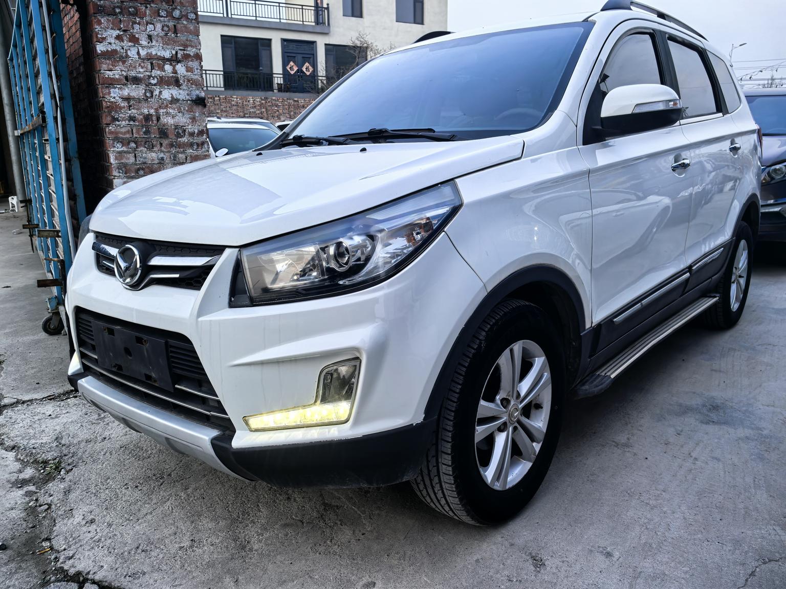 BAIC Huansu S3 2015 1.5L ji ben xing guo V