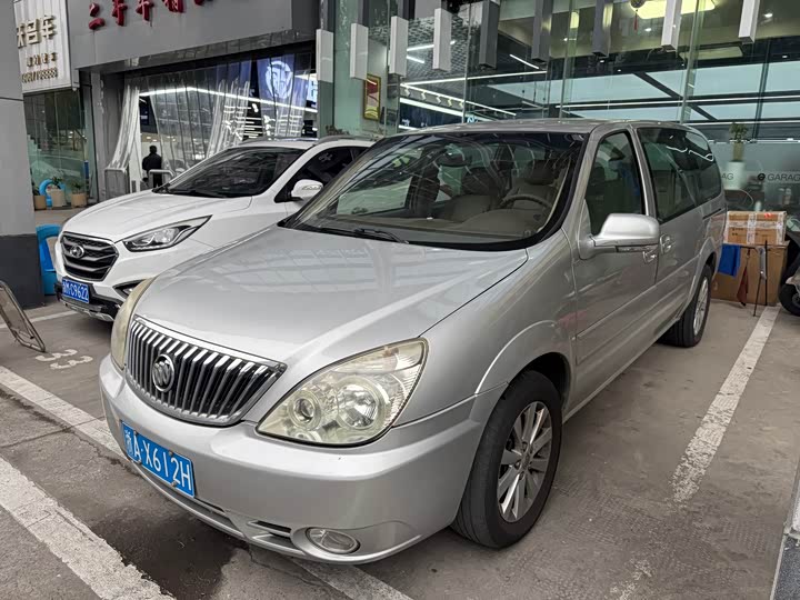 Buick GL8 2014 2.4L jing dian ban