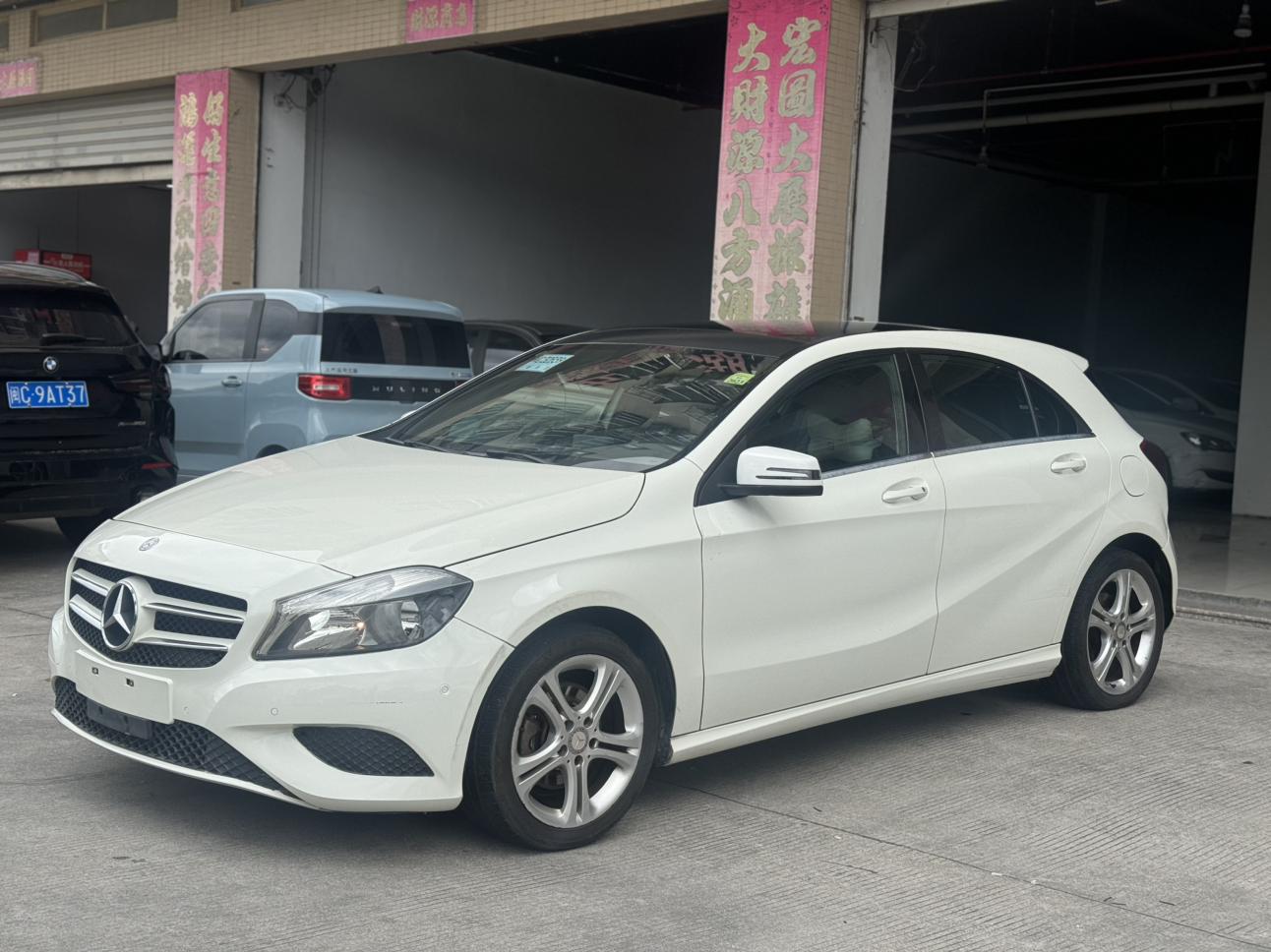 Mercedes-Benz A-Class 2015 A 180