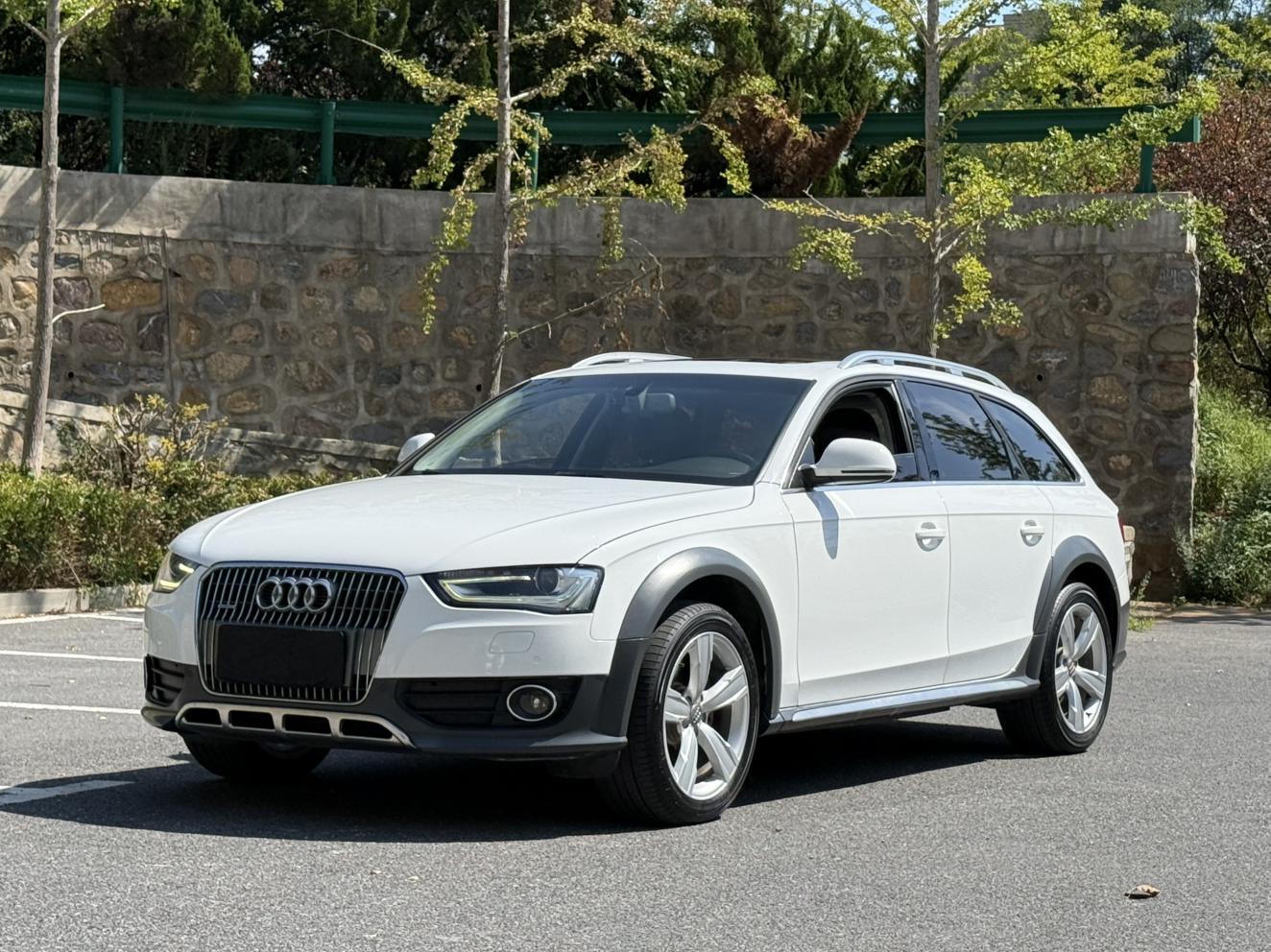 Audi A4 2014 40 TFSI allroad quattro plus ban