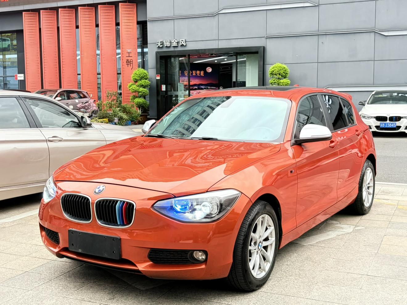 BMW 1 Series 2013 gai 116i Leading