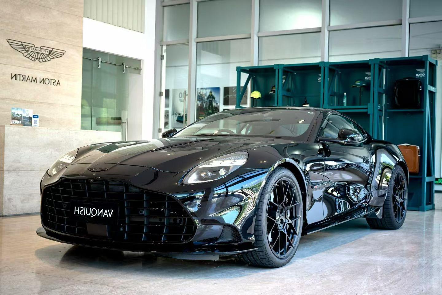 Aston Martin Vanquish 2027 5.2T Coupe