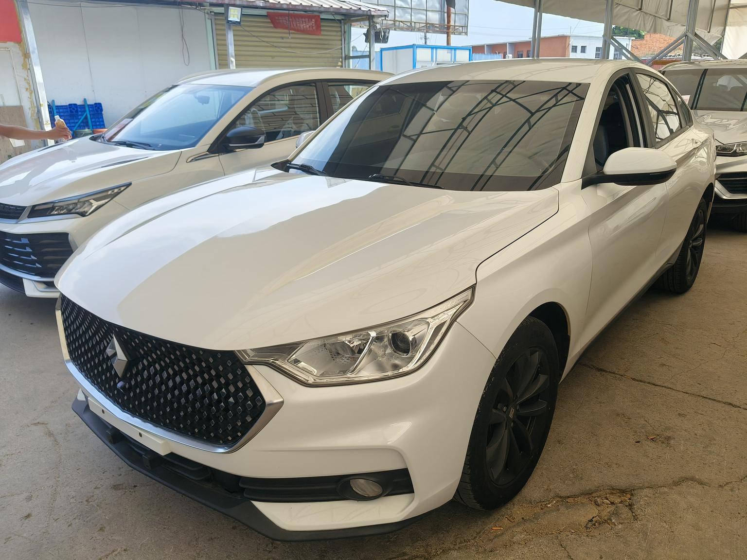 Baojun RC-6 2019 1.5T CVT 24 xiao shi zai xian Премиум