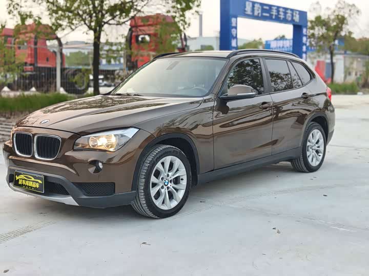 BMW X1 2013 sDrive18i Style
