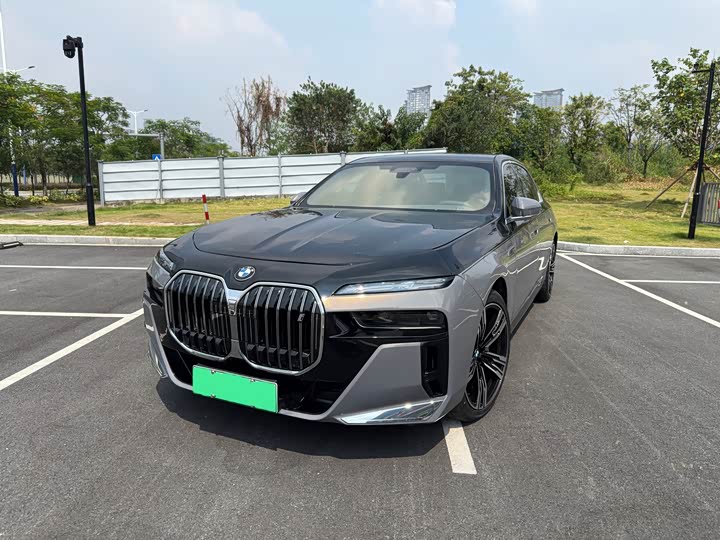 BMW i7 2023 xDrive60L M Sport package