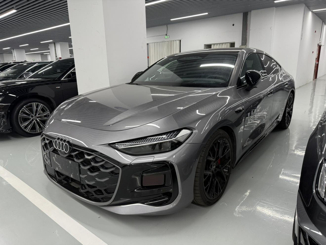 Audi A5L Sportback 2026 2.0TFSI quattro 150kW shou fa xian liang ban