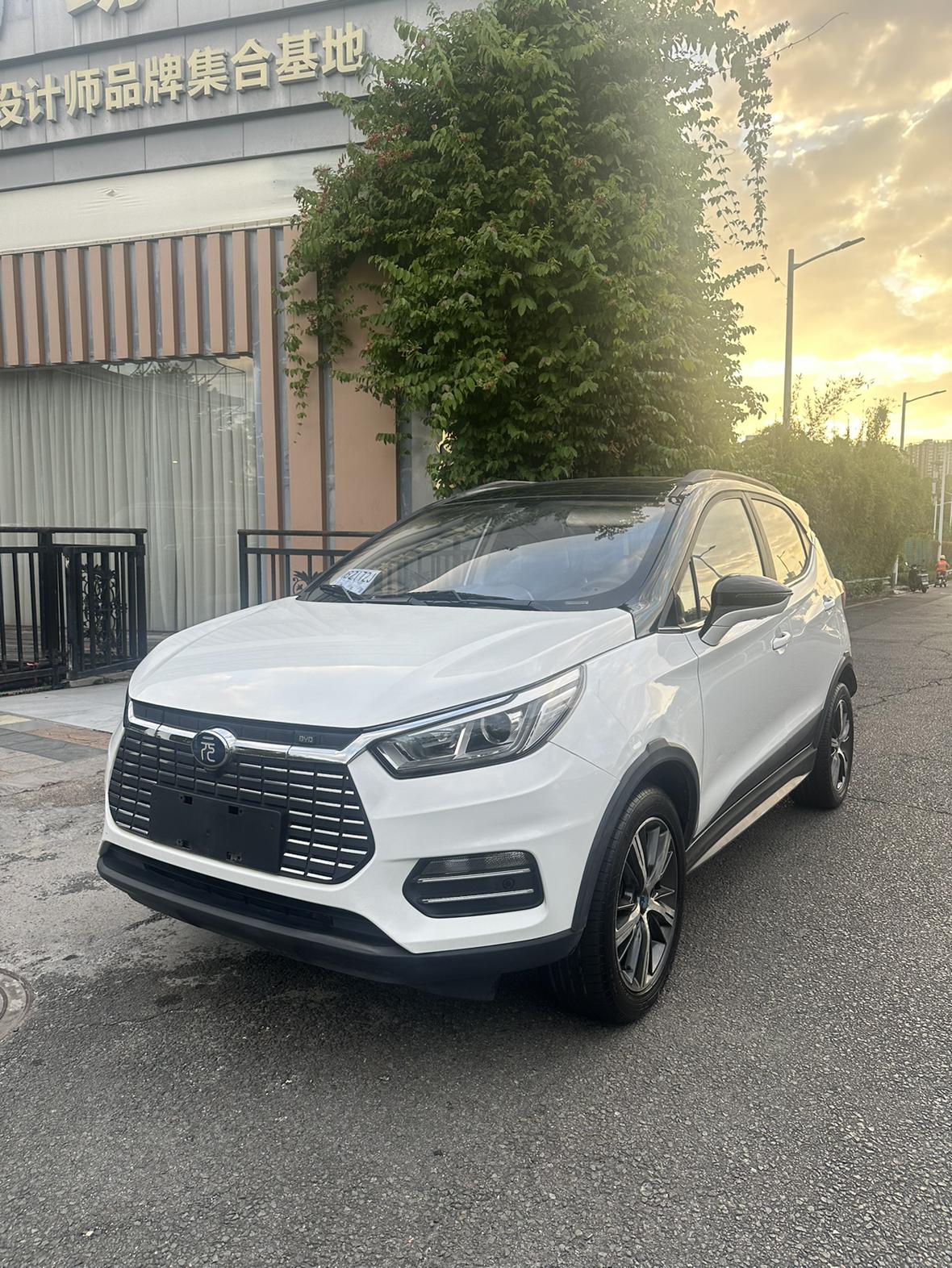 BYD Yuan EV 2018 EV360 zhi lian chuang ku xing