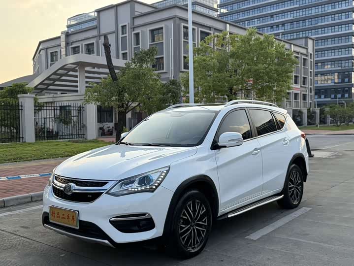 BYD Song xin neng yuan 2017 Song DM 1.5TID quan shi AWD Люкс