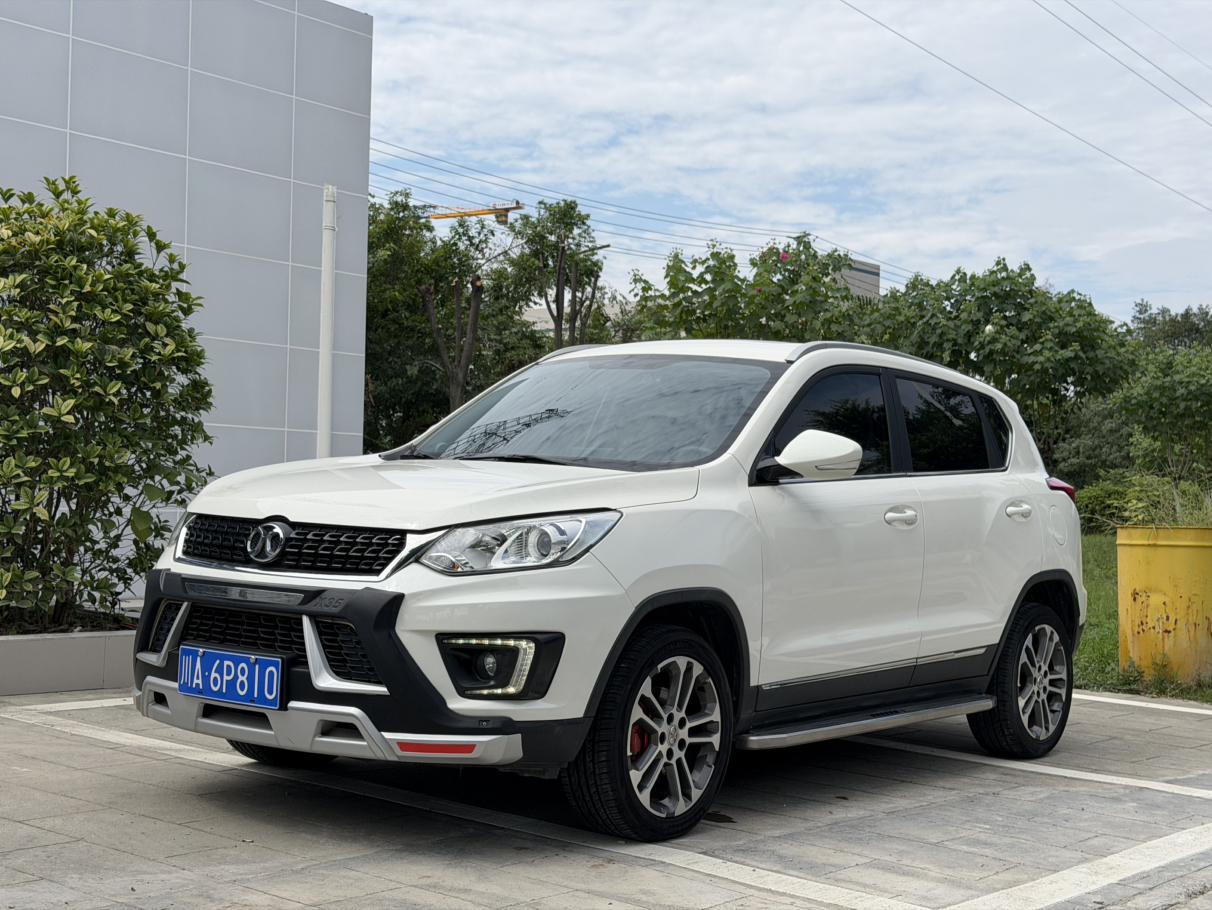 BAIC Senova X35 2016 1.5L АКПП Premium ban