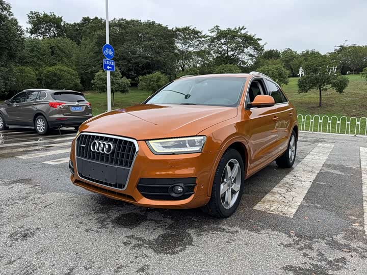 Audi Q3 2013 40 TFSI quattro Люкс