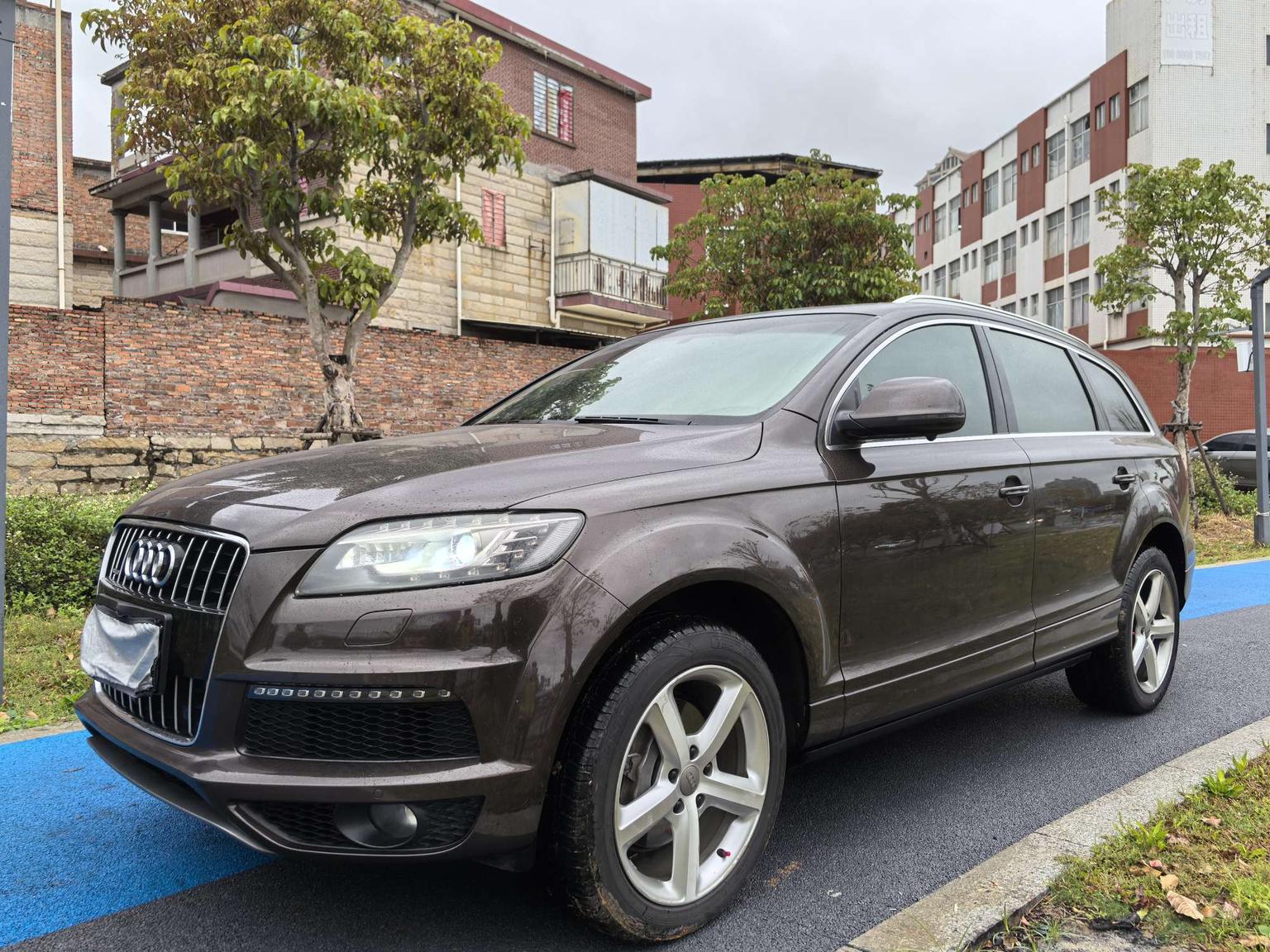 Audi Q7 2013 35 TFSI Комфорт