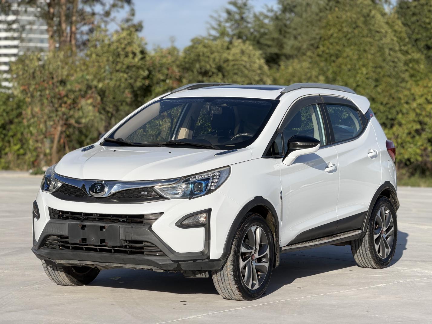 BYD Yuan 2016 1.5L МКПП biao zhun xing