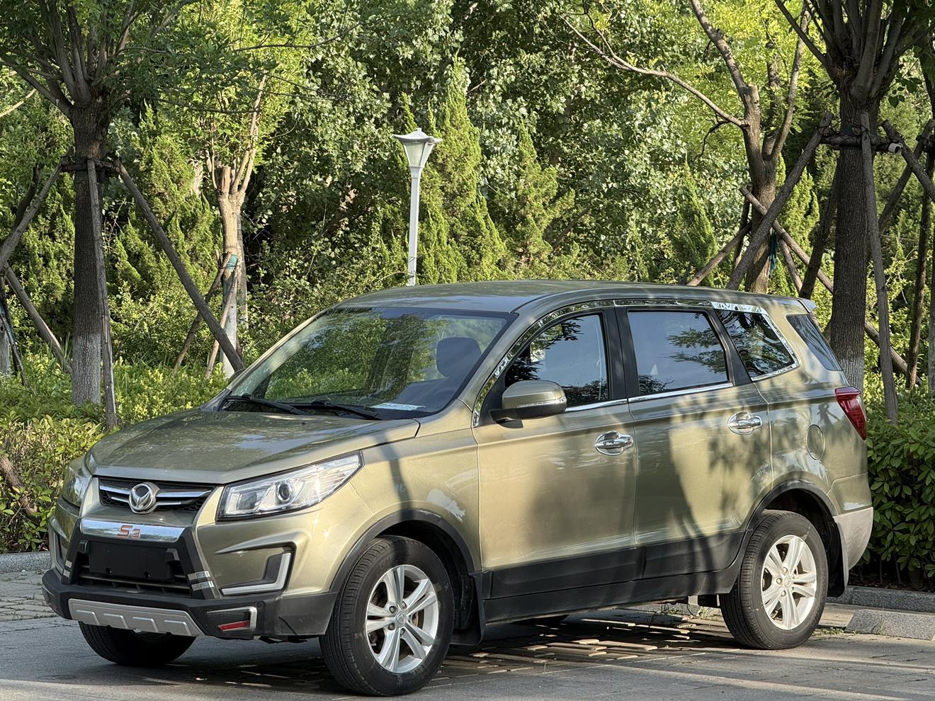 BAIC Huansu S3 2016 1.5L МКПП Комфорт guo V
