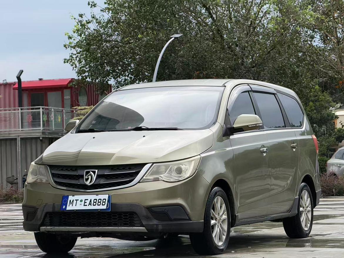Baojun 730 2014 1.5L МКПП biao zhun xing 7 seats