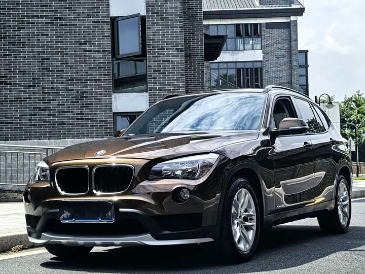 BMW X1 2015 sDrive18i shi shang jin ji ban