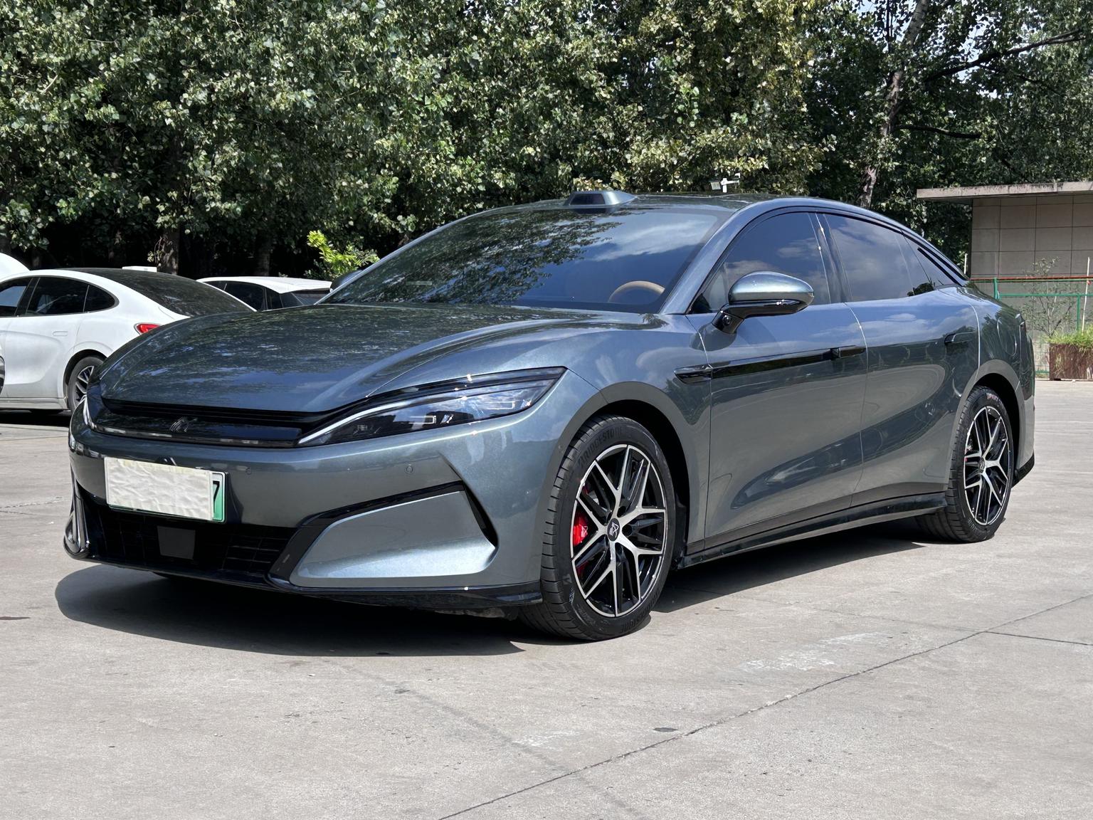 BYD Han L DM 2025 DM-p 180KM AWD ji guang lei da Flagship